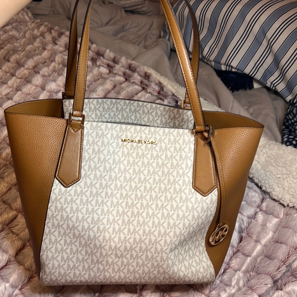 Michael Kors Tote, perfect condition